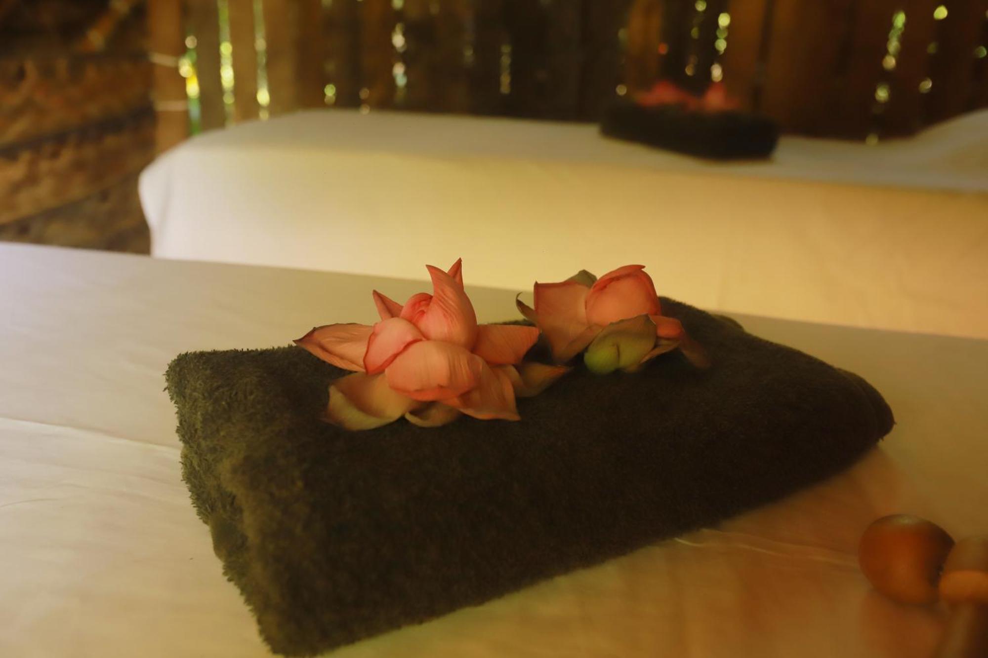 Dinna Nature Hostel 锡吉里亚 外观 照片