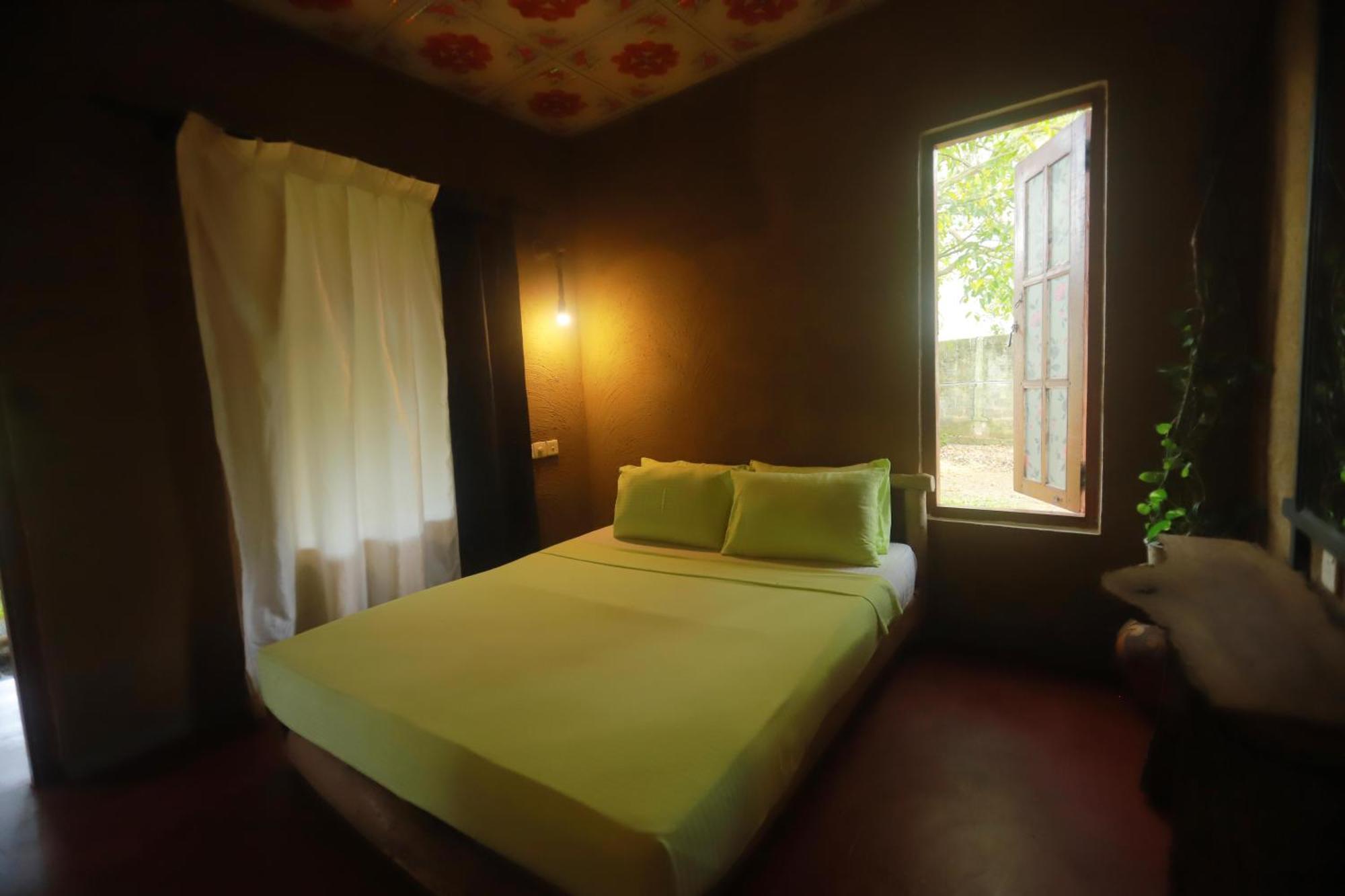 Dinna Nature Hostel 锡吉里亚 外观 照片